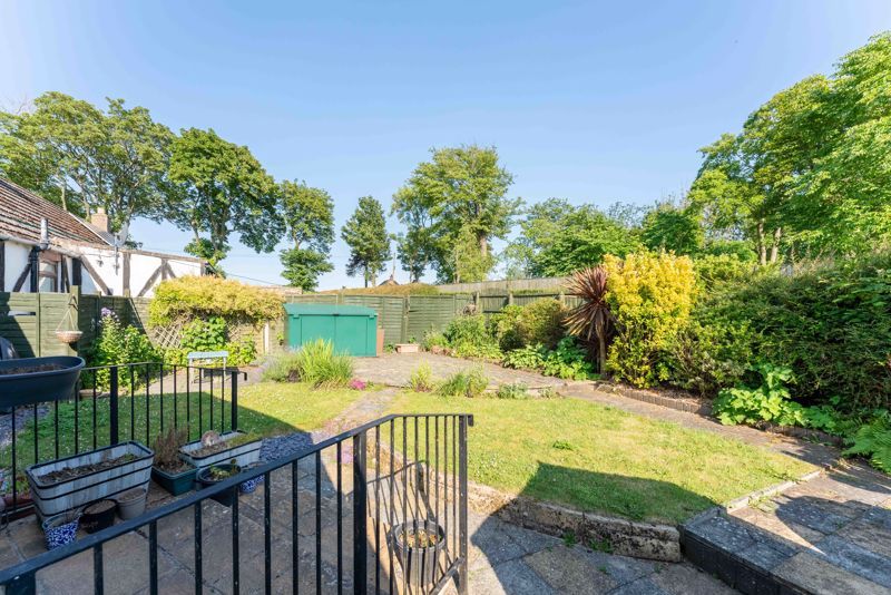 3 bed semi-detached bungalow for sale in Burntisland KY3, £225,000