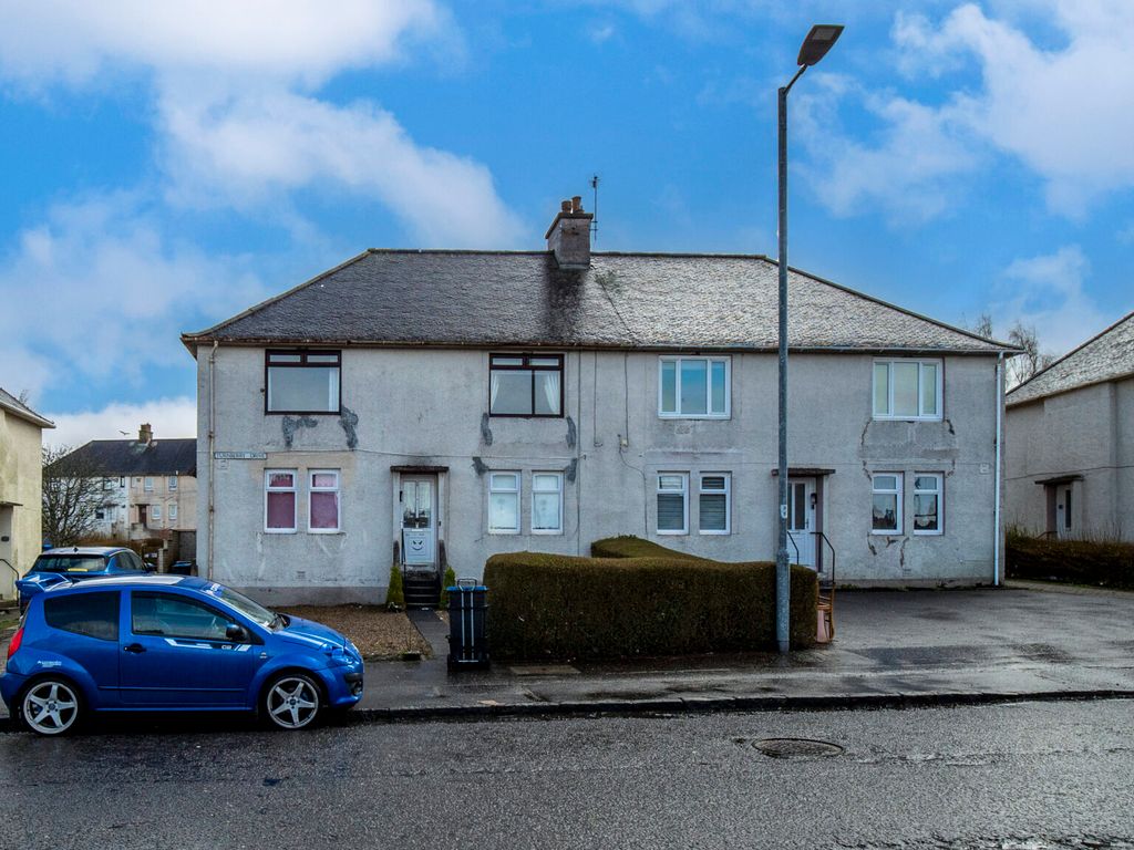 2 bed flat for sale in Turnberry Drive, Kilmarnock KA1, £50,000