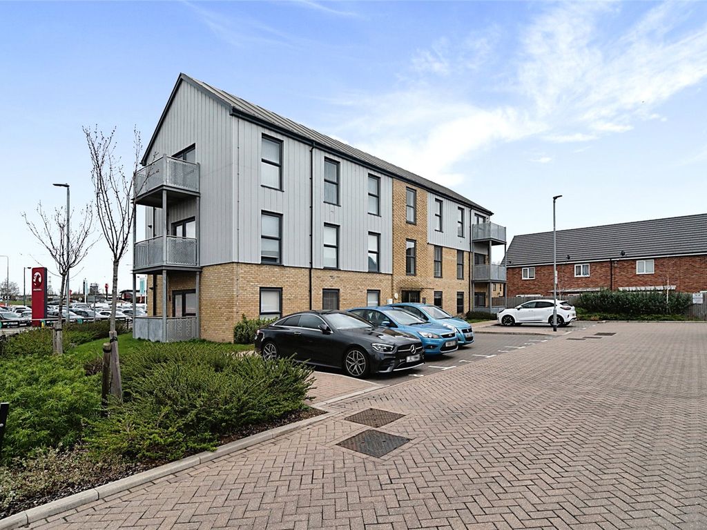 2 bed flat for sale in Abberton Way, West Thurrock, Grays, Essex RM20, £290,000