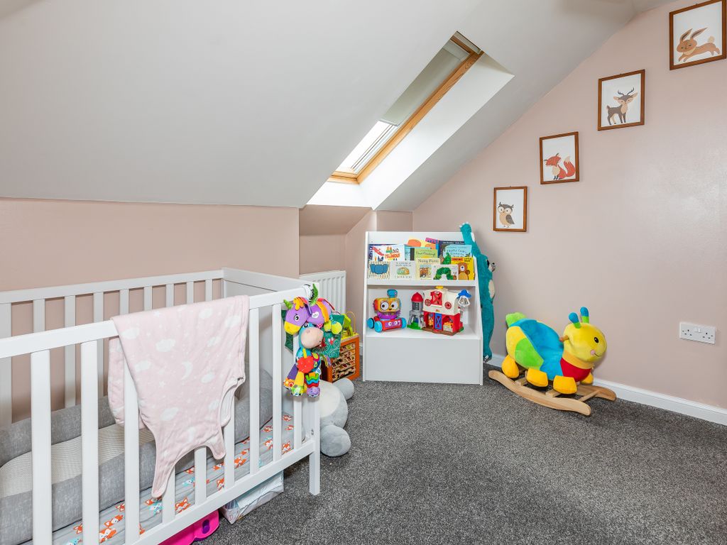 2 bed flat for sale in Valerian Close, Shirehampton, Bristol BS11, £205,000