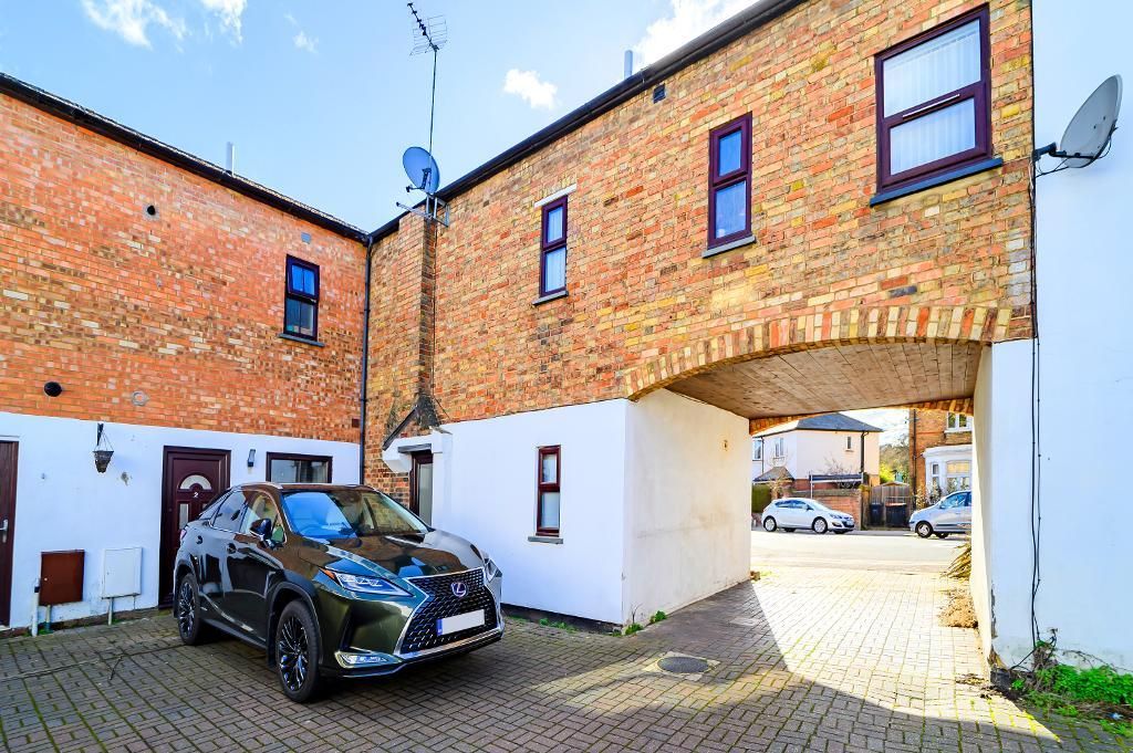 2 bed terraced house for sale in Old Mews, Clarendon Street, Bedford MK41, £210,000