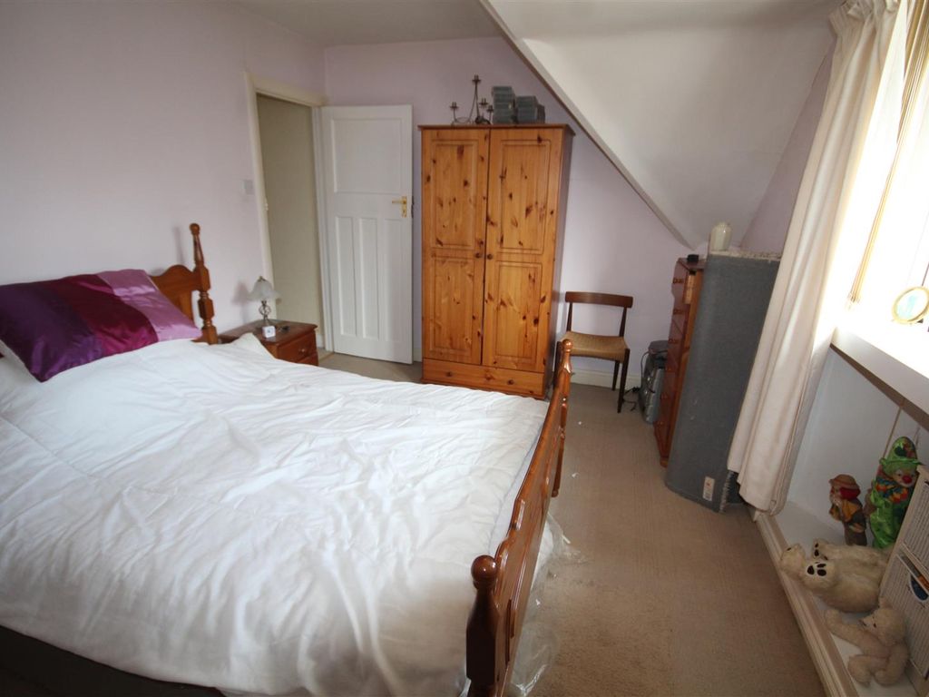2 bed maisonette for sale in Great Ormes Road, Llandudno LL30, £130,000