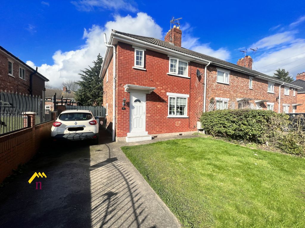 3 bed terraced house for sale in Alexandra Road, Moorends, Doncaster DN8, £110,000