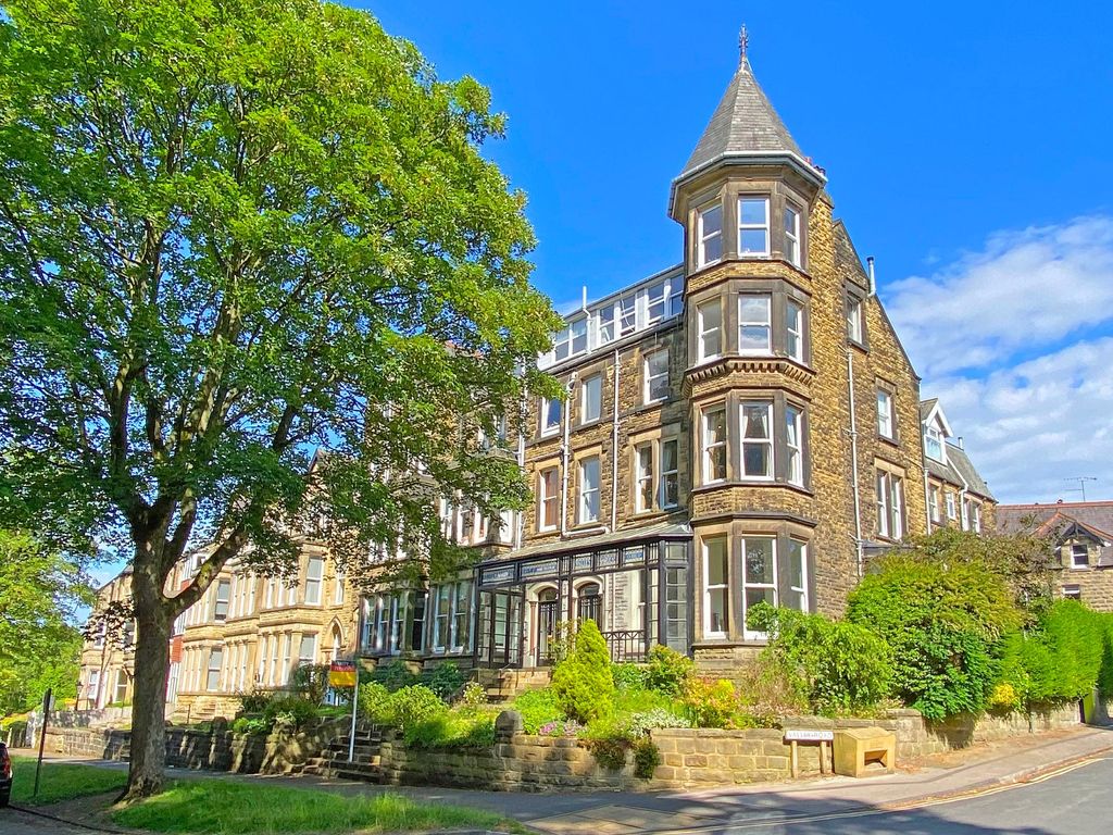 1 bed flat for sale in Valley Gardens Court, Valley Drive, Harrogate HG2, £125,000