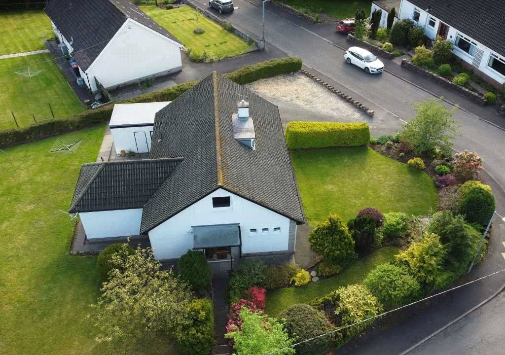 4 bed detached house for sale in Seton Avenue, Thornhill, Dumfries And Galloway DG3, £315,000