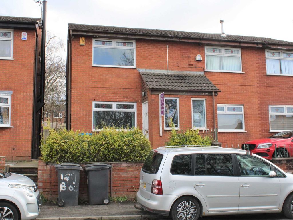 2 bed semi-detached house for sale in Block Lane, Oldham OL9, £120,000