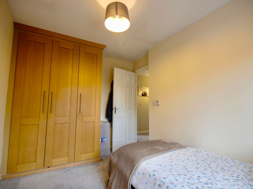 4 bed detached house for sale in Golwg Y Bont, Blackwood NP12, £295,000
