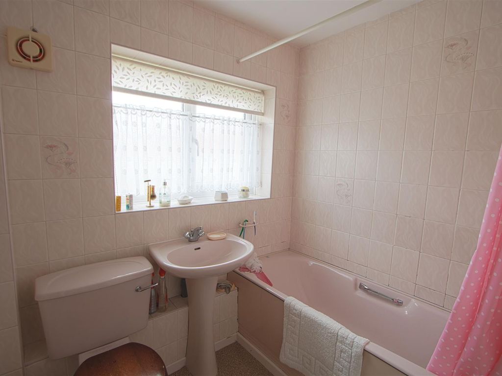 2 bed terraced house for sale in Waldringfield, Basildon SS14, £270,000