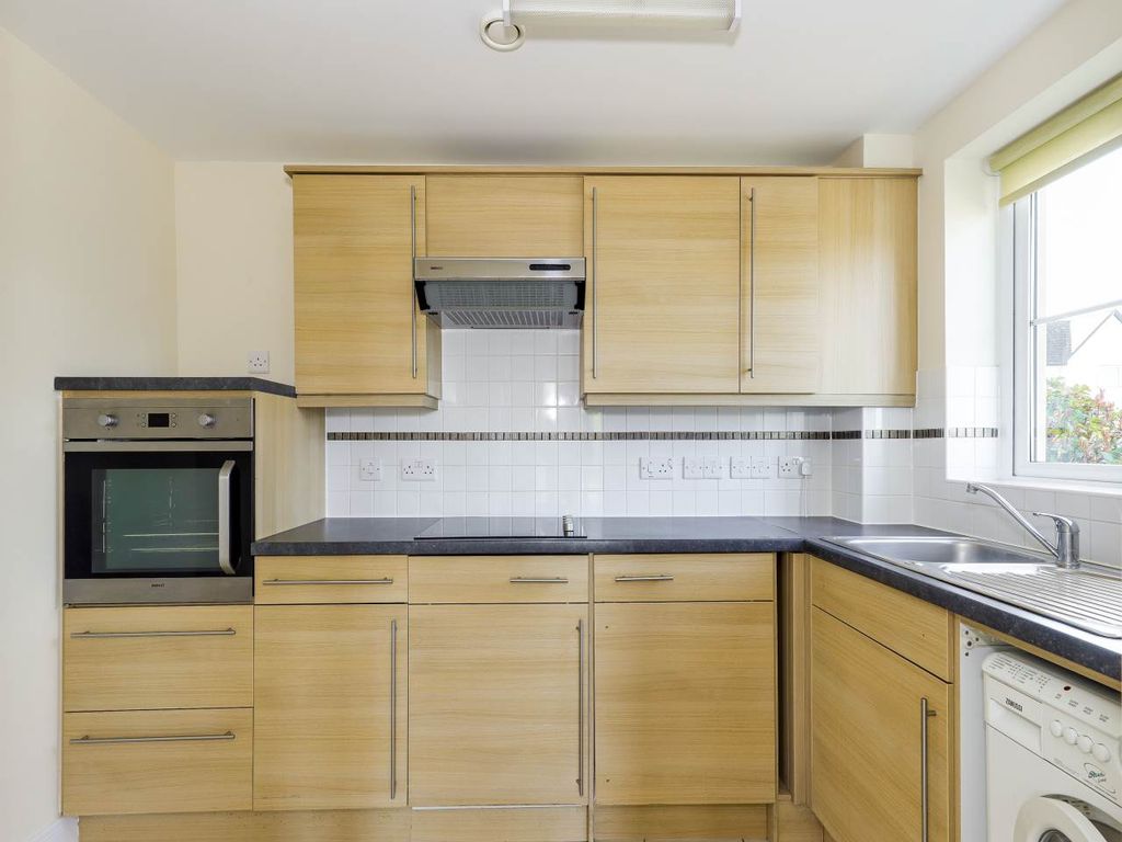 2 bed property for sale in Goodes Court, Royston SG8, £235,000