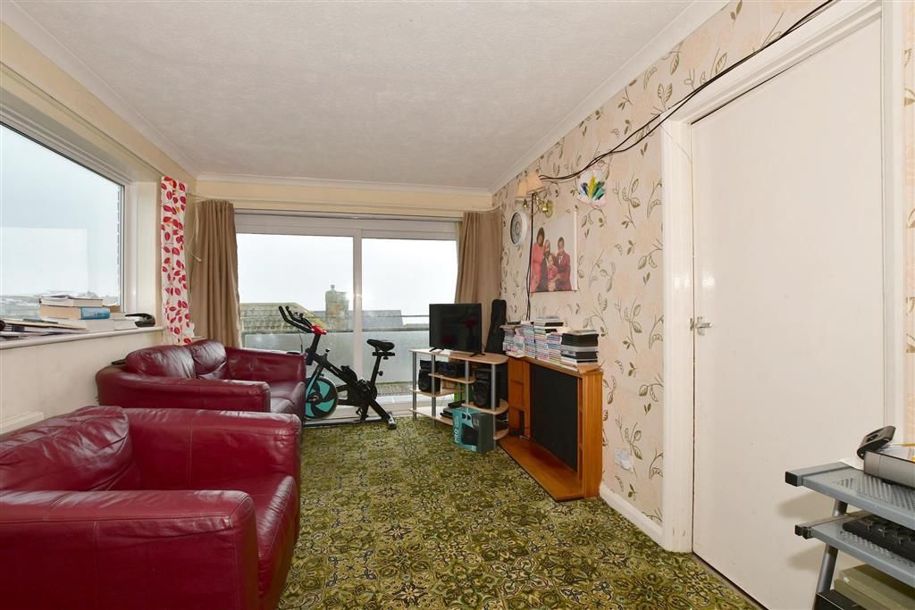 3 bed maisonette for sale in Nutley Avenue, Saltdean, East Sussex BN2, £305,000