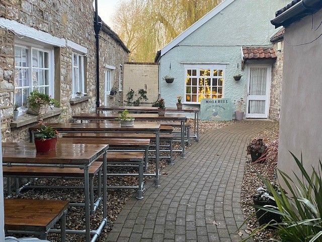 Restaurant/cafe for sale in Gloucestershire, Gloucestershire BS37, £49,000