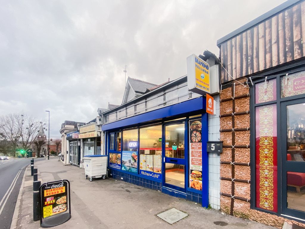 Commercial property for sale in 5 Cobden Avenue, Southampton SO18, £120,000