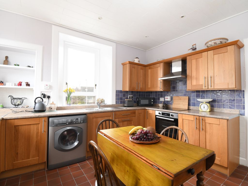 4 bed flat for sale in Park Road, Brechin DD9, £250,000