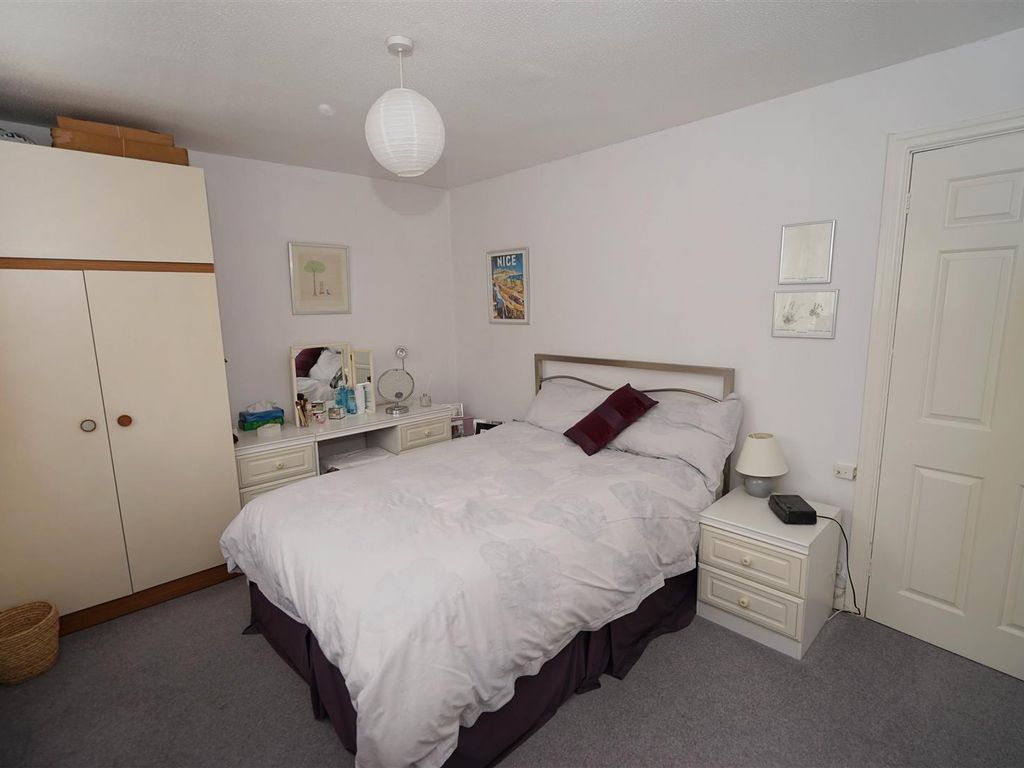 3 bed detached house for sale in Kensington Drive, Horwich, Bolton BL6, £320,000