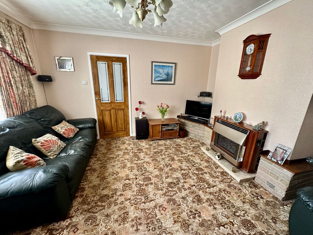 3 bed semi-detached house for sale in Marlowe Road, Barnby Dun, Doncaster DN3, £170,000