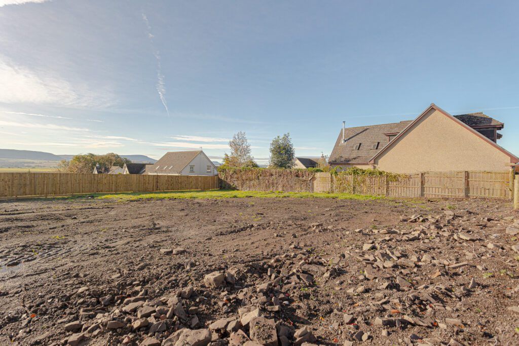 Land for sale in Plot1, Low Town, Thornhill FK8, £150,000