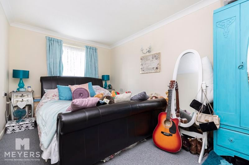 1 bed flat for sale in St. Peters Court, St. Peters Road, Bournemouth BH1, £80,000