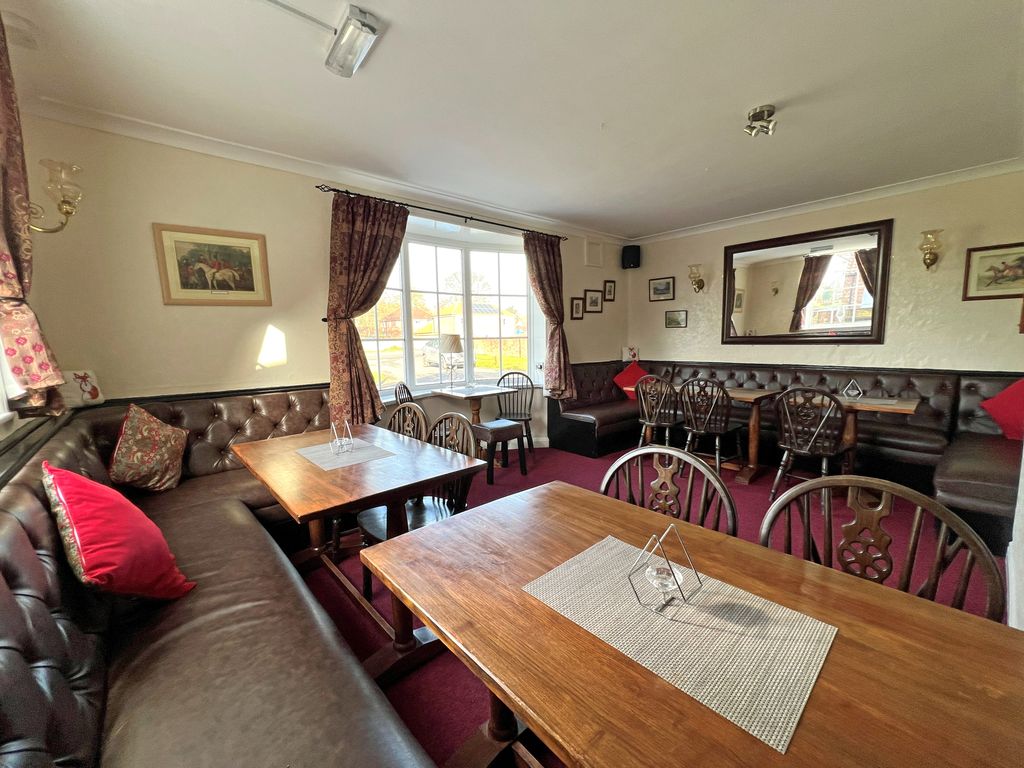 Pub/bar for sale in West Lutton, Malton YO17, £325,000