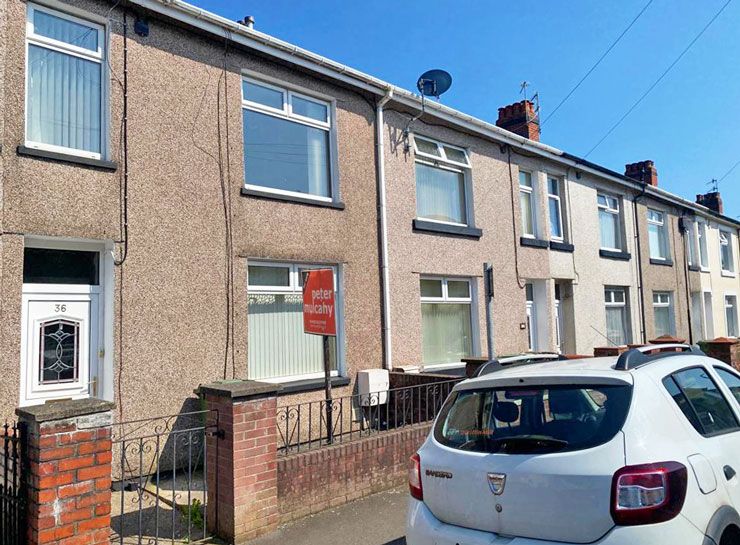 3 bed terraced house for sale in Commercial Street, Ystrad Mynach, Hengoed CF82, £139,950