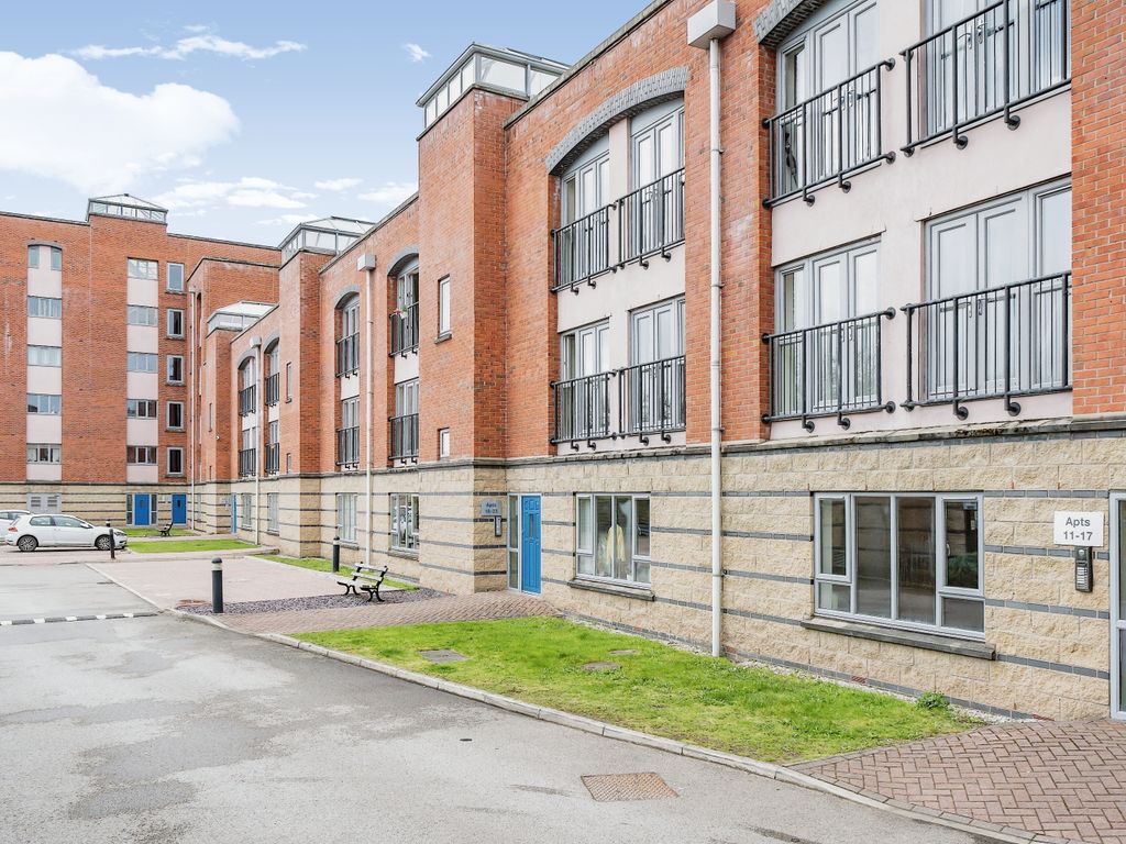 1 bed flat for sale in Cantilever Gardens, Station Road, Warrington, Cheshire WA4, £100,000