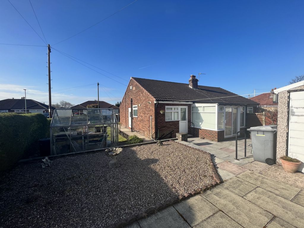 2 bed bungalow for sale in Mansfield Avenue, Denton M34, £235,000