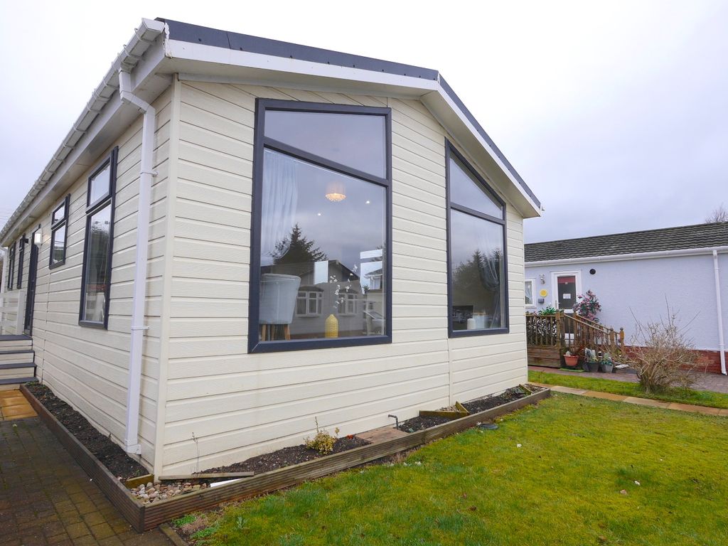2 bed bungalow for sale in Evergreen Trailer Court, Denny FK6, £165,000
