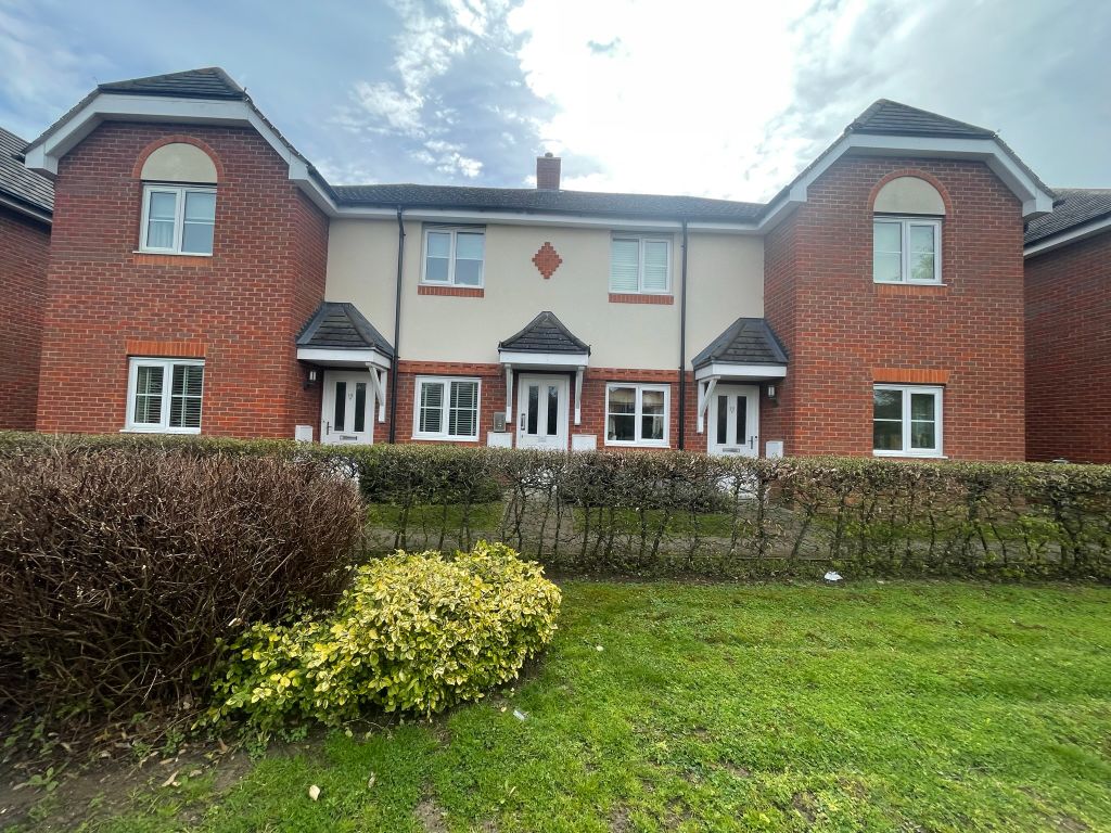 2 bed flat for sale in Chambers Lodge, Biggleswade SG18, £215,000