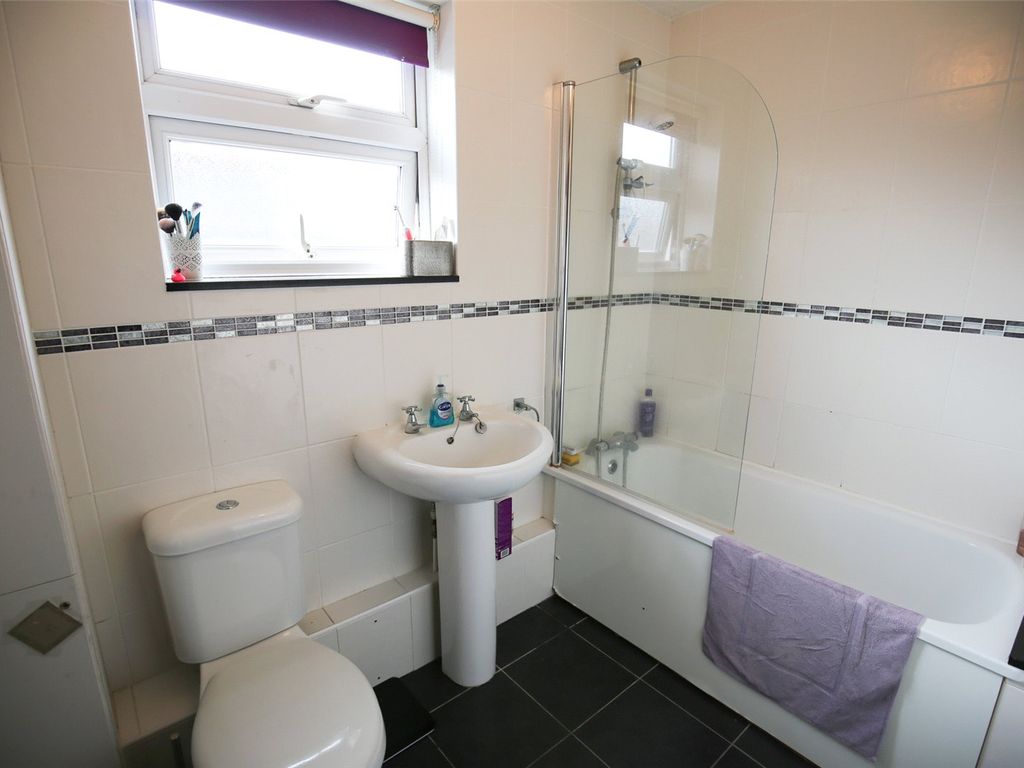 1 bed flat for sale in Tunstall Close, Bristol BS9, £197,000