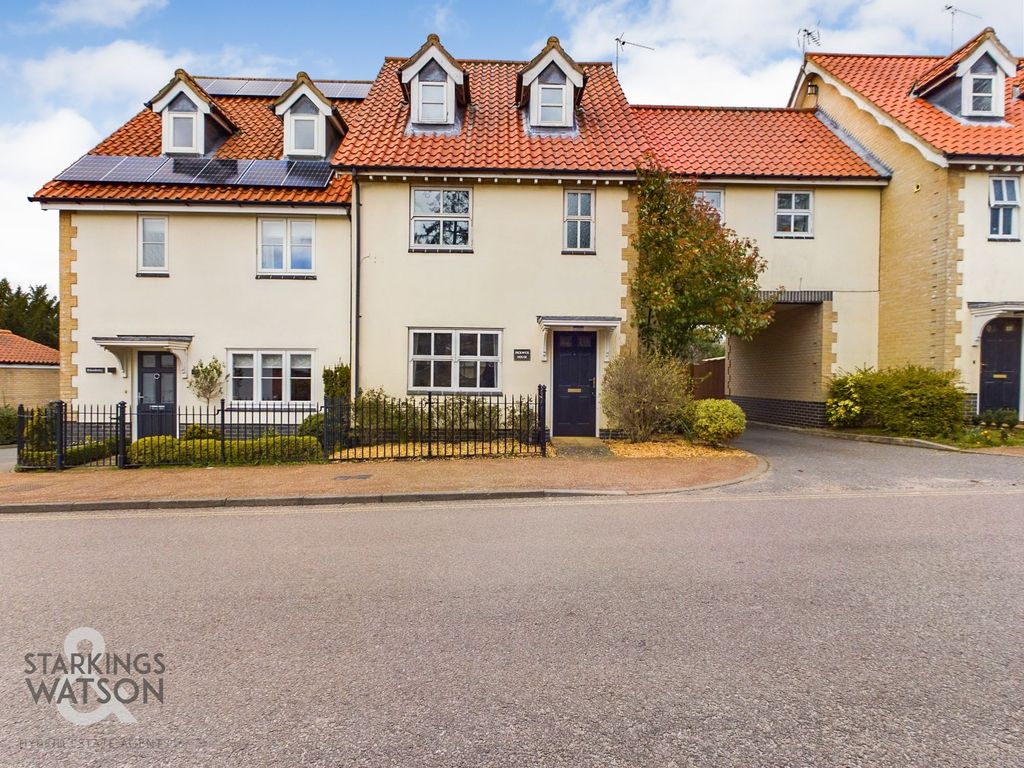 3 bed town house for sale in The Street, Rickinghall, Diss IP22, £290,000