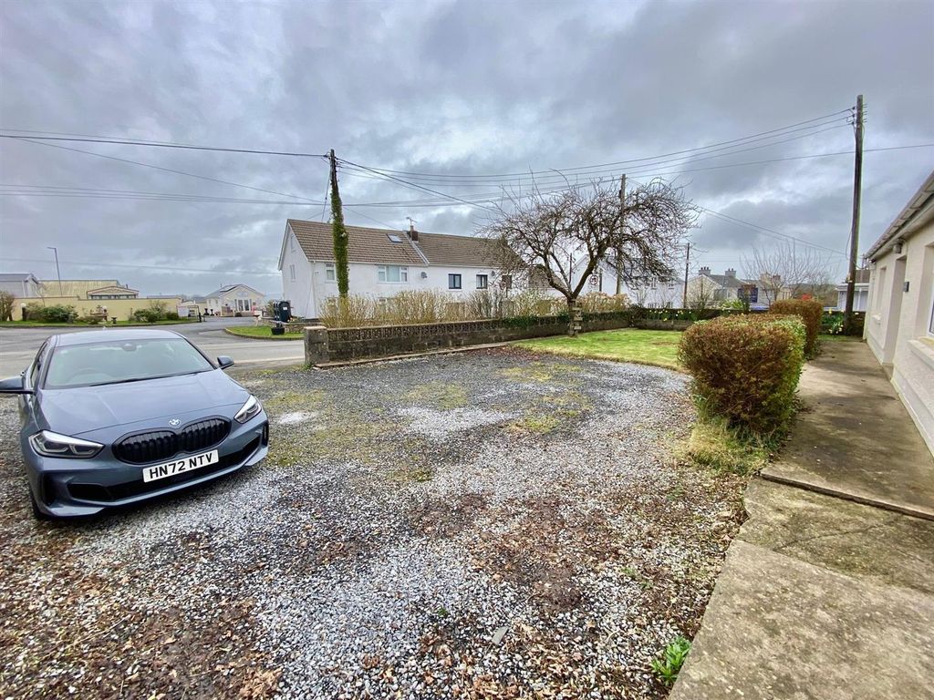 4 bed detached bungalow for sale in Tavernspite, Whitland SA34, £320,000