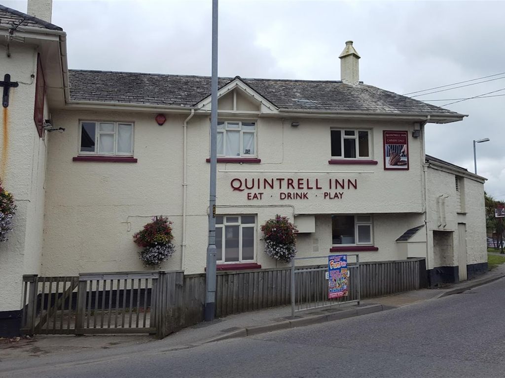 Pub/bar for sale in TR8, Quintrell Downs, Cornwall, £125,000