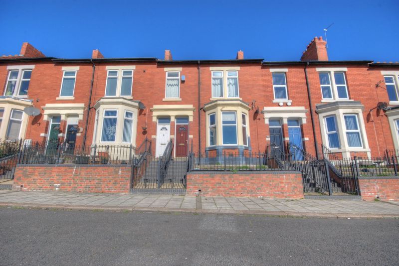 1 bed flat for sale in Whitfield Road, Scotswood, Newcastle Upon Tyne NE15, £65,000