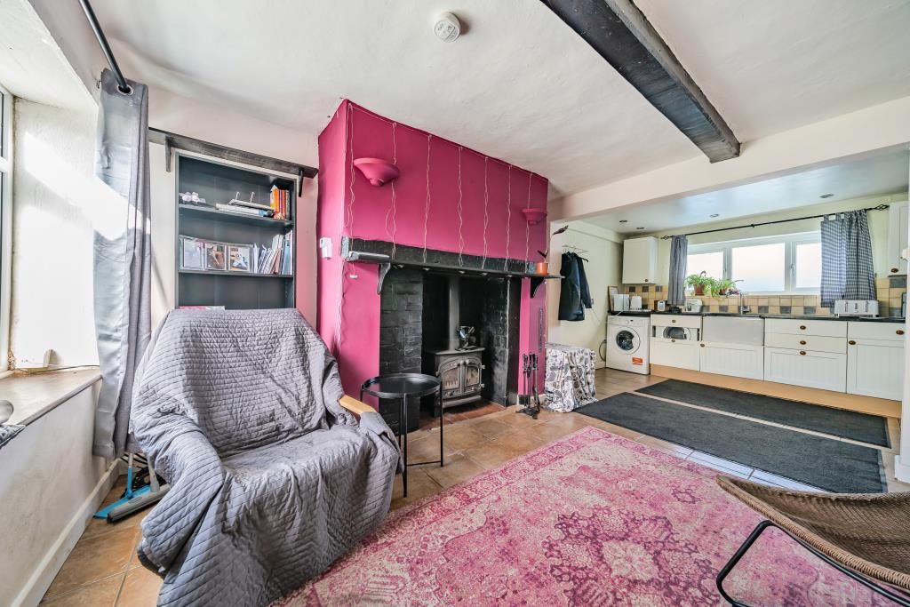 1 bed cottage for sale in Beedon, Newbury RG20, £295,000