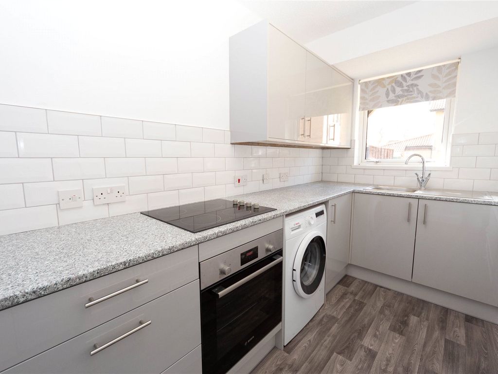 2 bed flat for sale in Cyncoed Avenue, Cyncoed, Cardiff CF23, £165,000