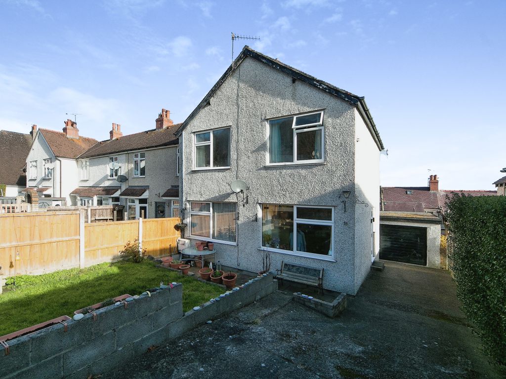 3 bed end terrace house for sale in Dundonald Road, Colwyn Bay, Conwy LL29, £165,000