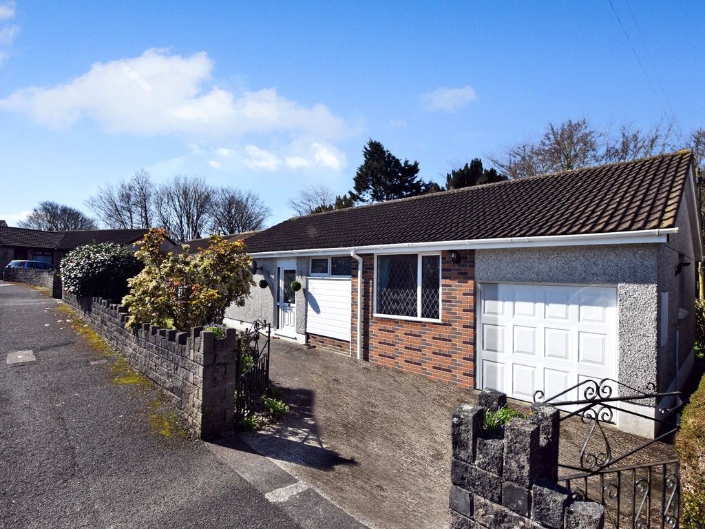 2 bed bungalow for sale in Fourgates, Menheniot, Liskeard, Cornwall PL14, £275,000