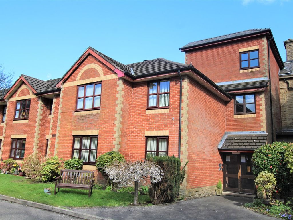 1 bed flat for sale in Sharples Hall Drive, Bolton BL1, £80,000