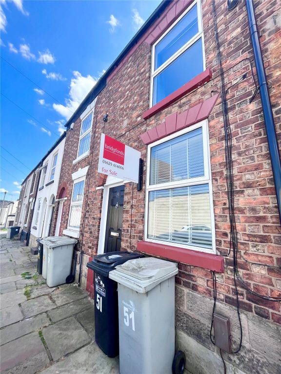 2 bed terraced house for sale in Crossall Street, Macclesfield, Cheshire SK11, £160,000