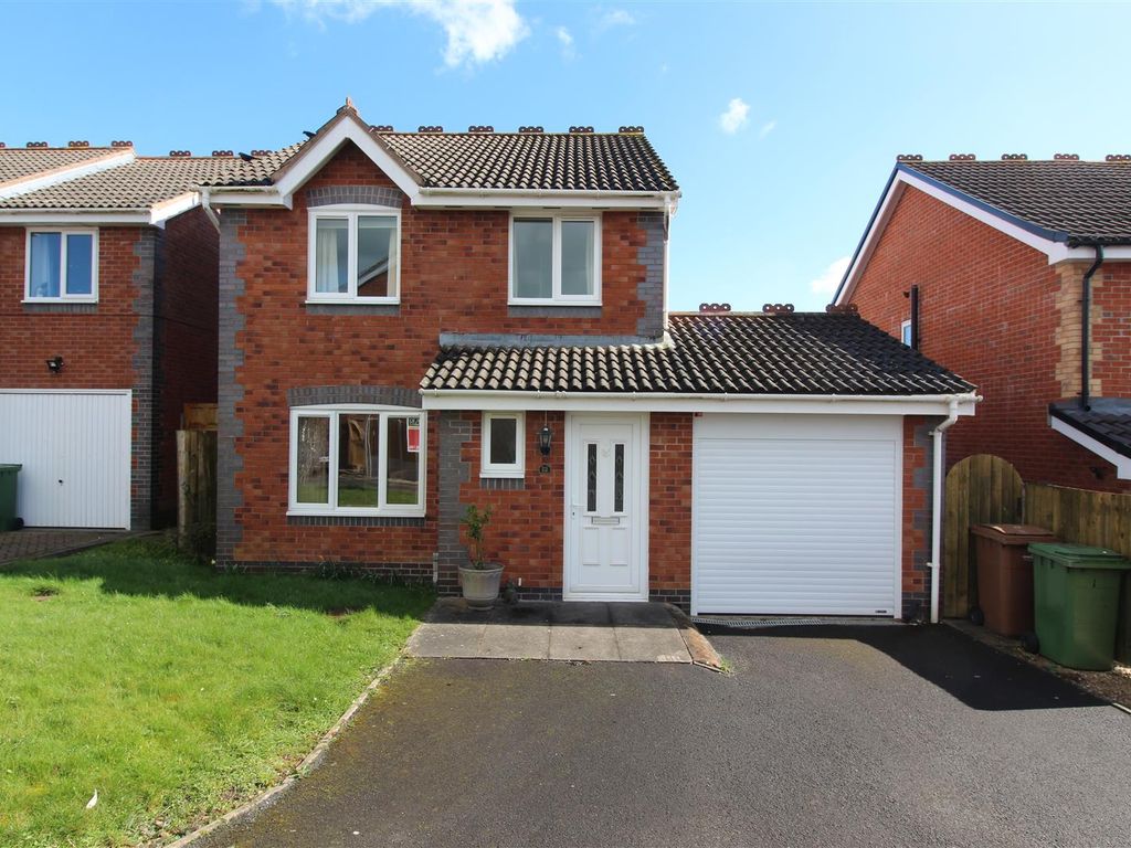 3 bed detached house for sale in Poplar Close, St. Martins, Oswestry SY11, £235,000