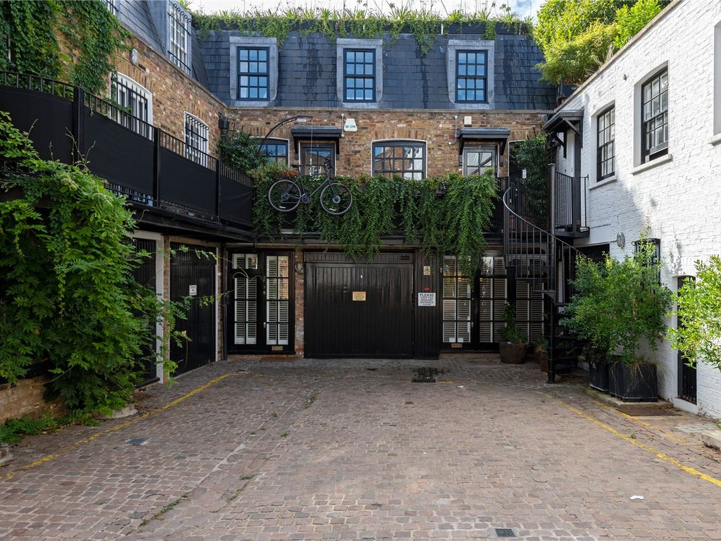 Office for sale in Ledbury Mews North, London W11, £1,250,000