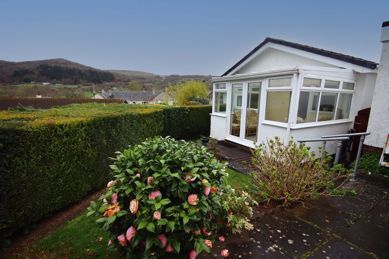 2 bed detached bungalow for sale in Erw Fawr, Henryd, Conwy LL32, £235,000