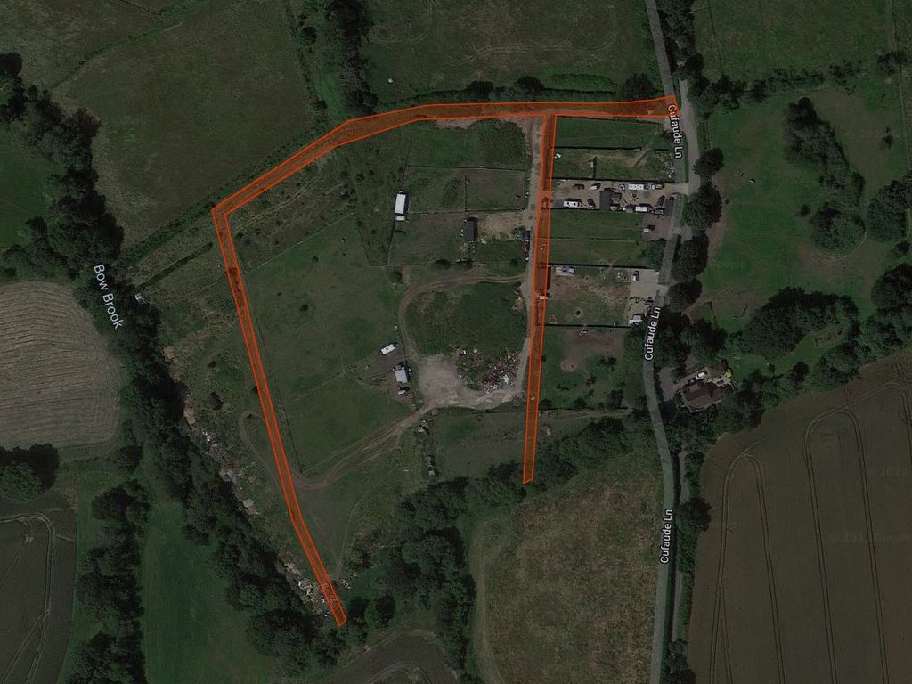 Land for sale in Cufaude Lane, Tadley RG26, £36,000