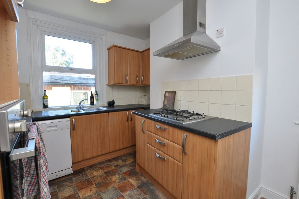 3 bed end terrace house for sale in Springvale, Whitby YO21, £189,950