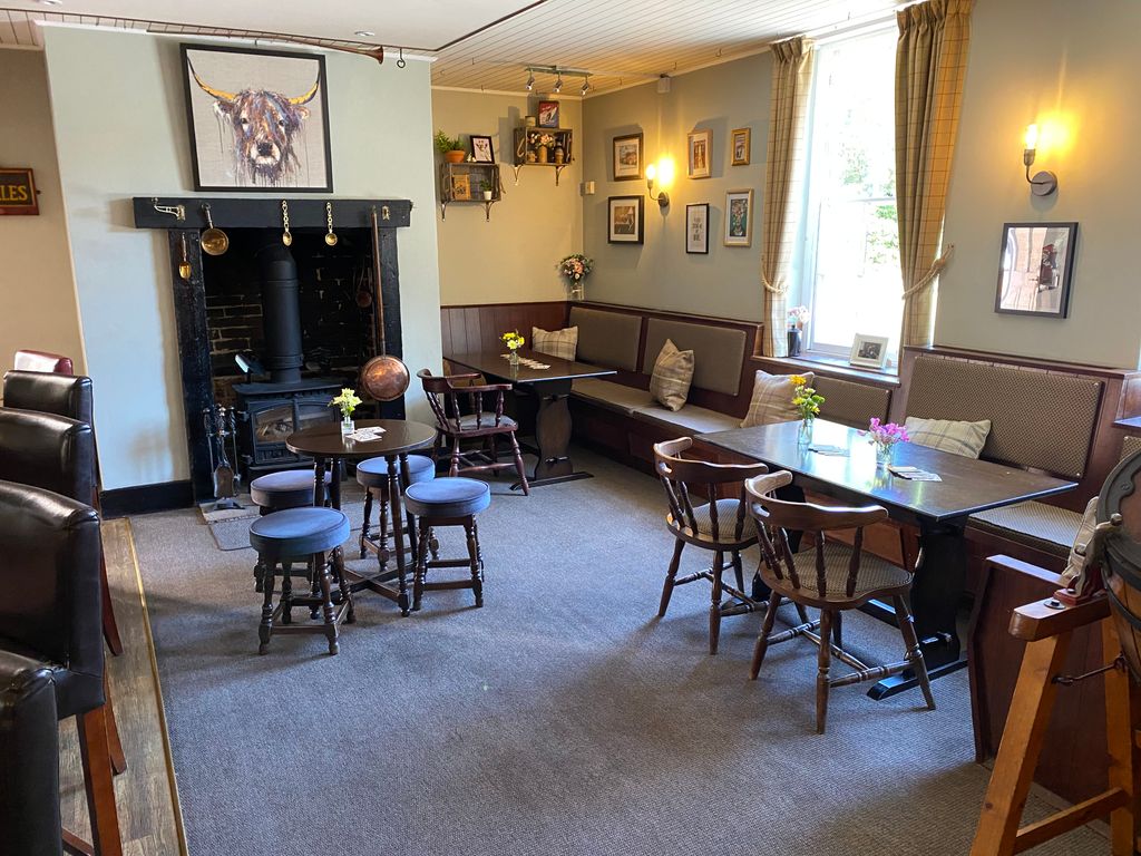 Pub/bar for sale in The Cross, Blandford Forum DT11, £495,000