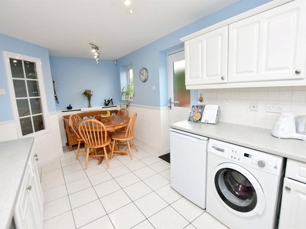 4 bed detached house for sale in Lords Crescent, Lower Darwen, Darwen, Lancashire BB3, £250,000
