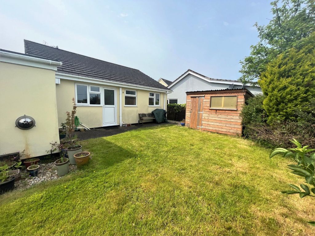 2 bed bungalow for sale in Brooke Road, Witheridge, Tiverton, Devon EX16, £215,000