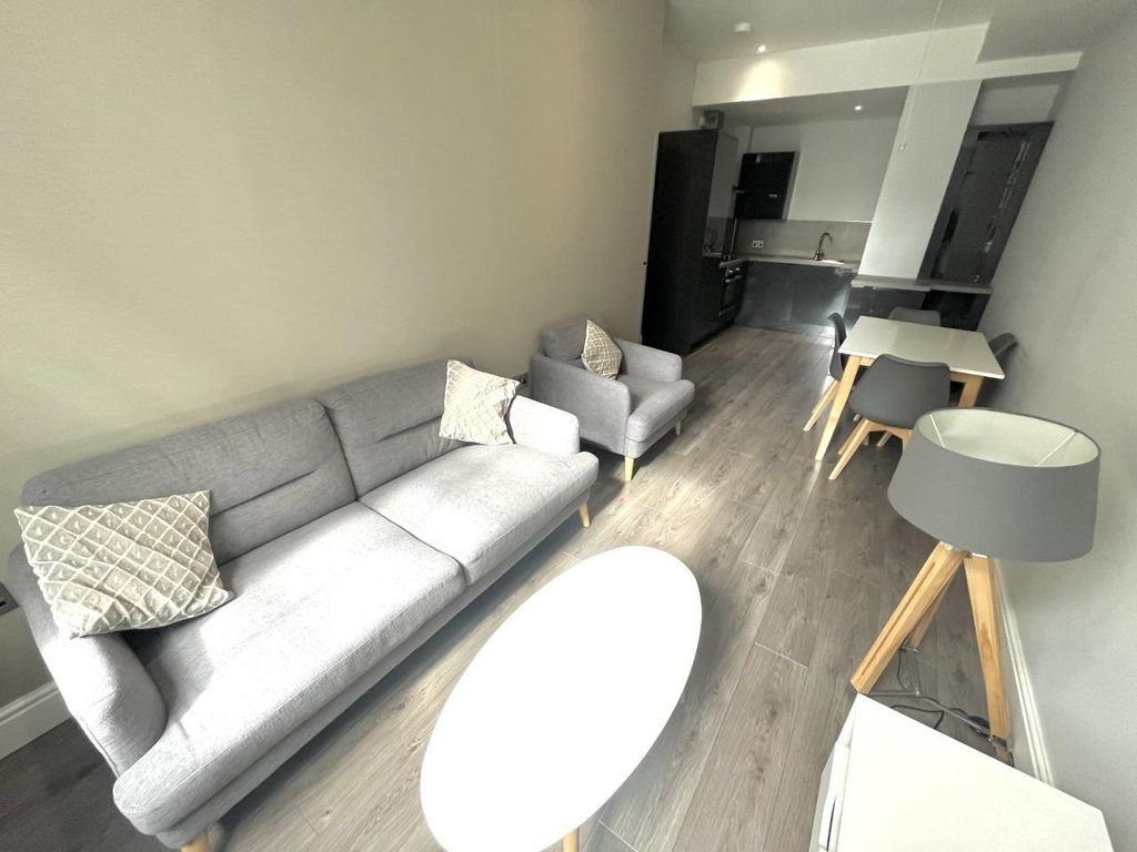 2 bed flat for sale in Water Street, Liverpool L2, £199,950
