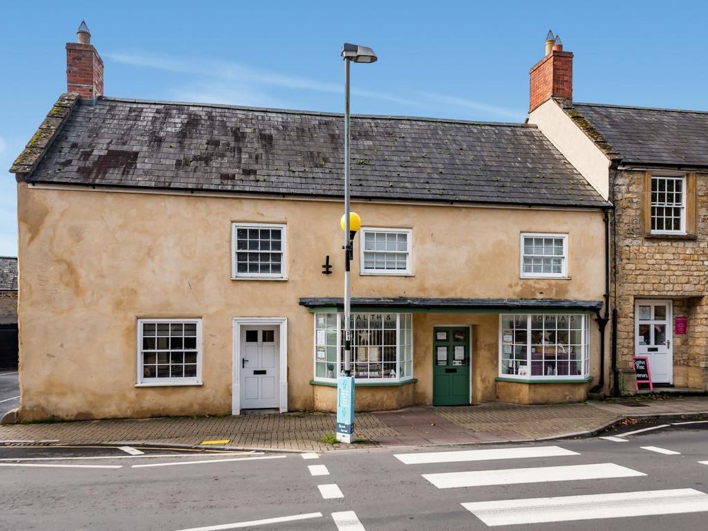 1 bed flat for sale in Hogshill Street, Beaminster DT8, £115,000