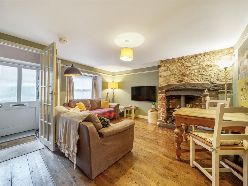 2 bed cottage for sale in Yarn Barton, Fleet Street, Beaminster DT8, £295,000