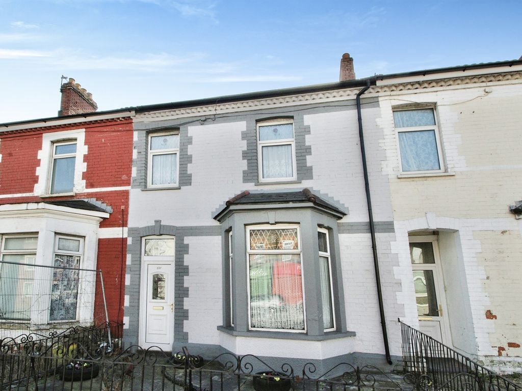 3 bed terraced house for sale in Penarth Road, Cardiff CF11, £270,000